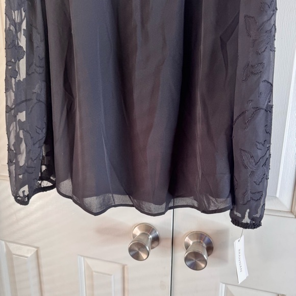 NWT Brannon Women’s Black Long Sleeve Sheer Chiffon Blouse Size XXL - Picture 5 of 11